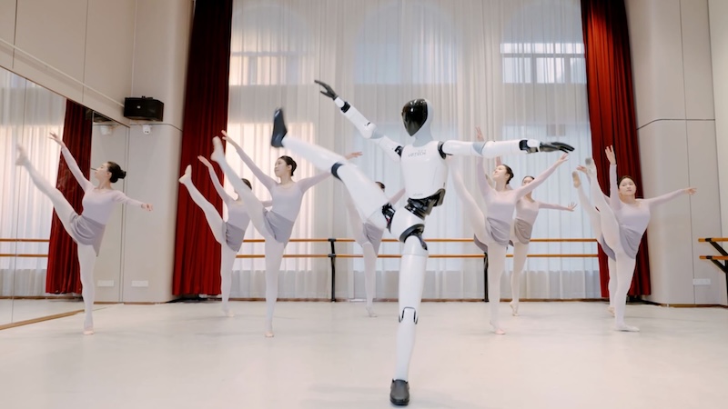 Balerina od čelika: Kineski humanoidni robot Walker C1
